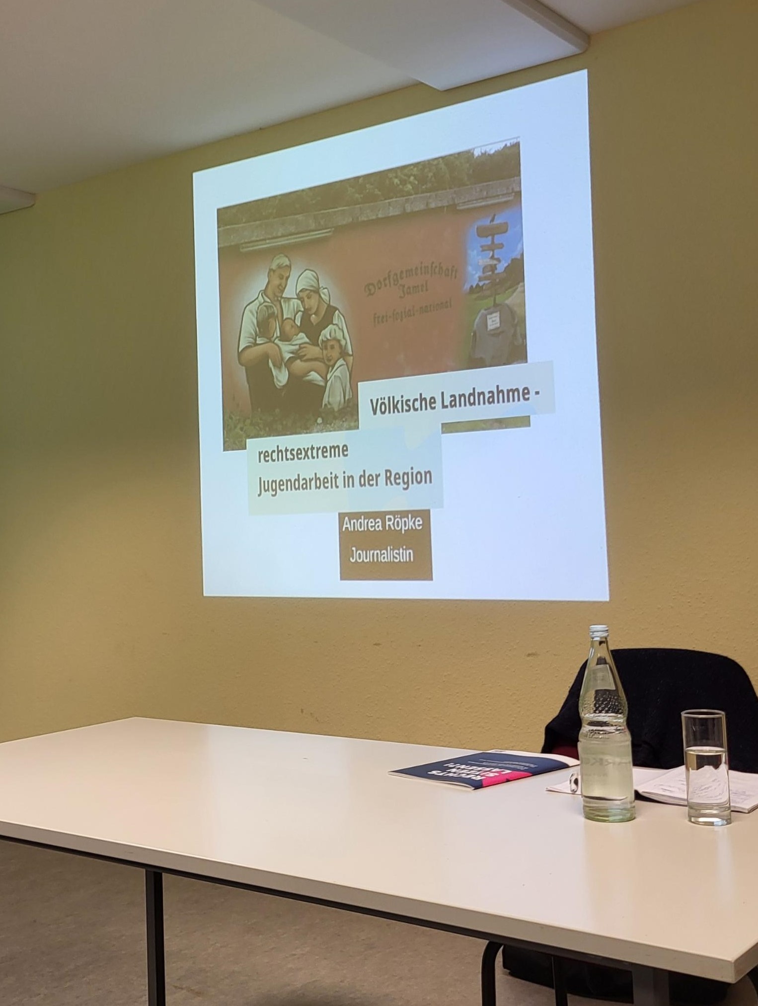 Großes Interesse an Informationsveranstaltung zu völkischen Familienstrukturen im Rahmen der PfD Veranstaltungsreihe „Heimat“