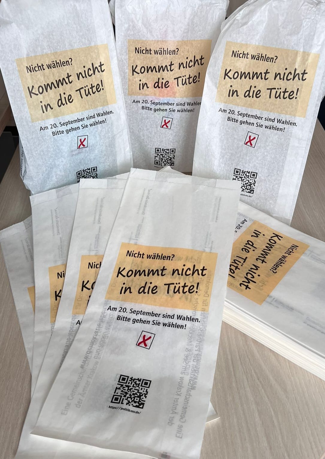 Nicht wählen? Kommt nicht in die Tüte!